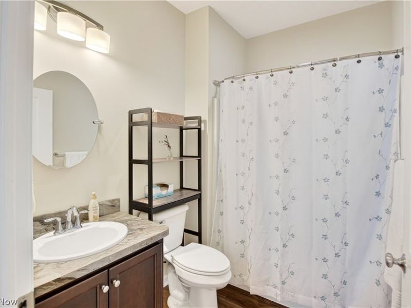 258 Silver Spring Circle, Elyria, OH 44035 Photo 15