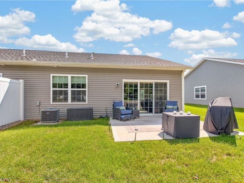 258 Silver Spring Circle, Elyria, OH 44035 Photo 19