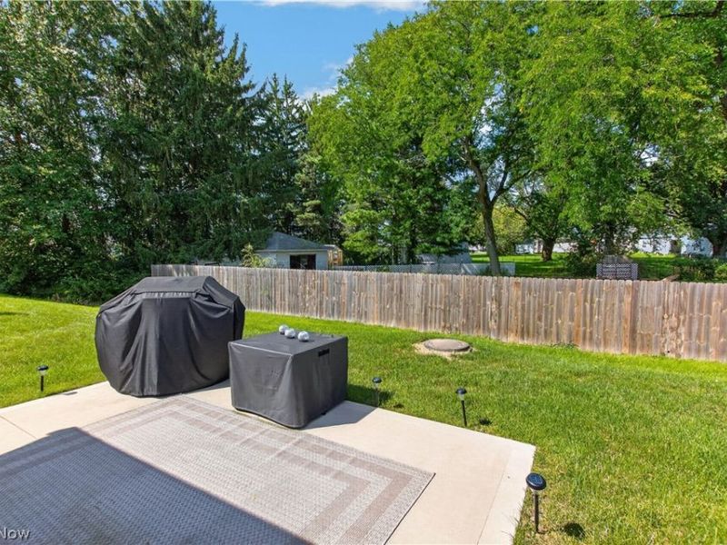 258 Silver Spring Circle, Elyria, OH 44035 Photo 22