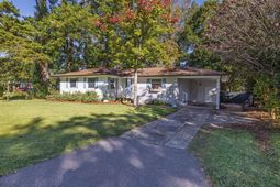 1306 Gilmore Road photo 4