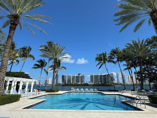 3235 NE 184th St , Unit 11103, Aventura, FL 33160