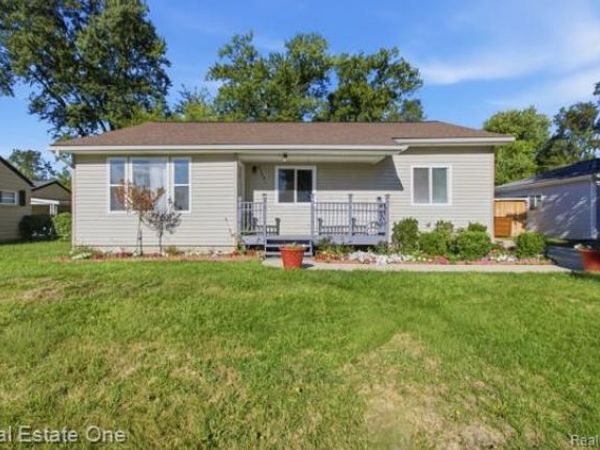 23031 Colgate Street, Farmington Hills, Mi 48336