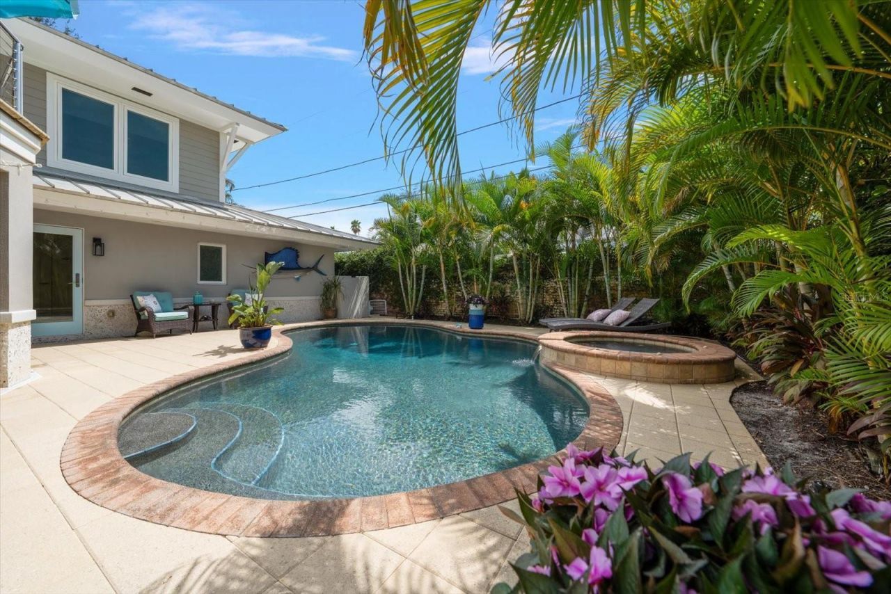 485 Park Avenue, Belleair, FL 33756 Photo