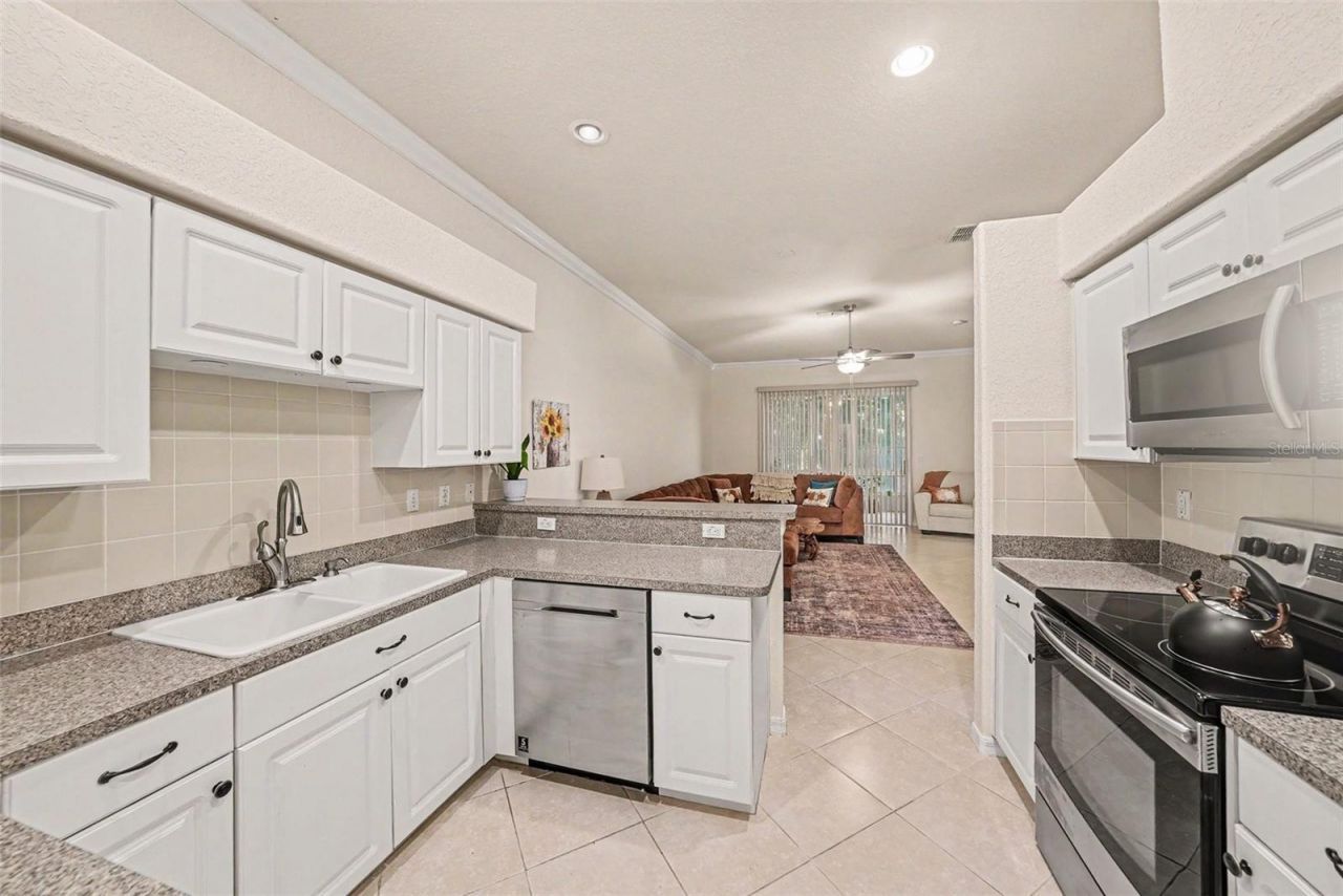 12126 Tournament View Ave, New Port Richey, FL 34654 Photo