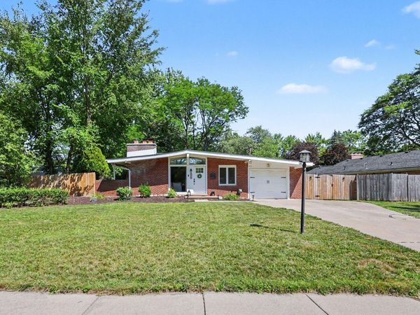 29928 Rock Creek Drive, Southfield, MI 48076