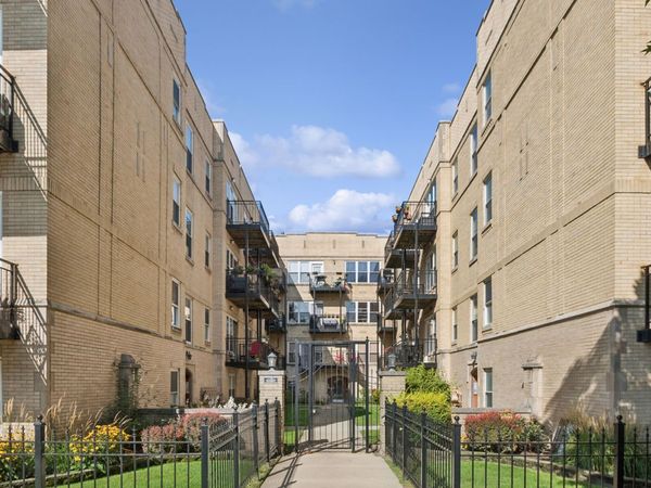 4014 N Albany Avenue , Unit 3A, Chicago, IL 60618