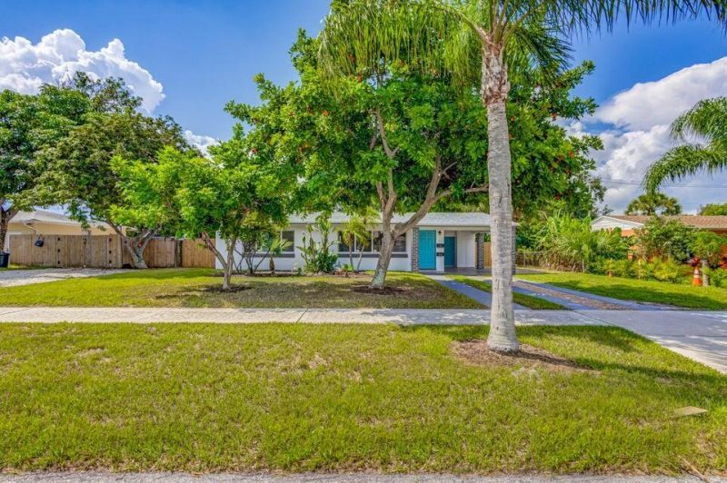 512 Bayberry Drive, Lake Park, FL 33403 Photo