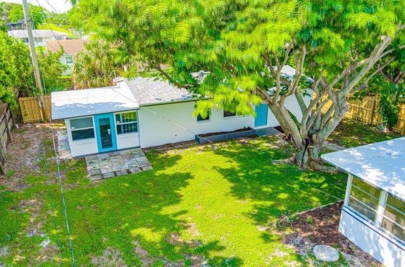 512 Bayberry Drive, Lake Park, FL 33403 Photo