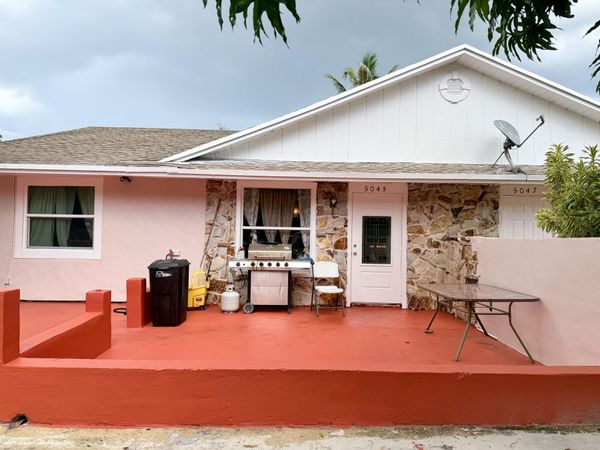 5045 SE DRIFTWOOD Avenue, Stuart, FL 34997