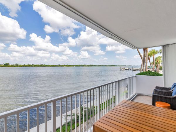 2860 S Ocean Boulevard, Unit 106, Palm Beach, FL 33480