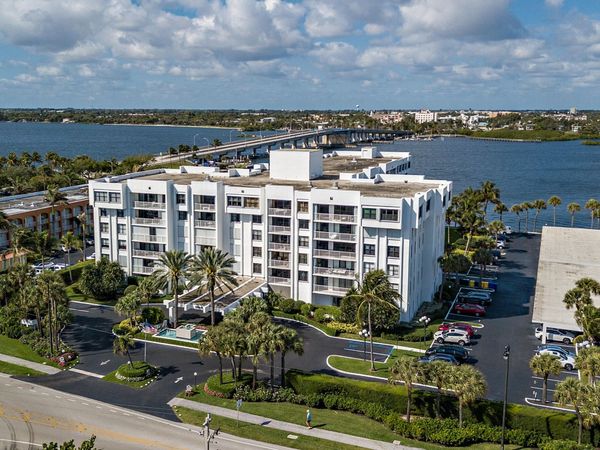 2860 S Ocean Boulevard, Unit 106, Palm Beach, FL 33480