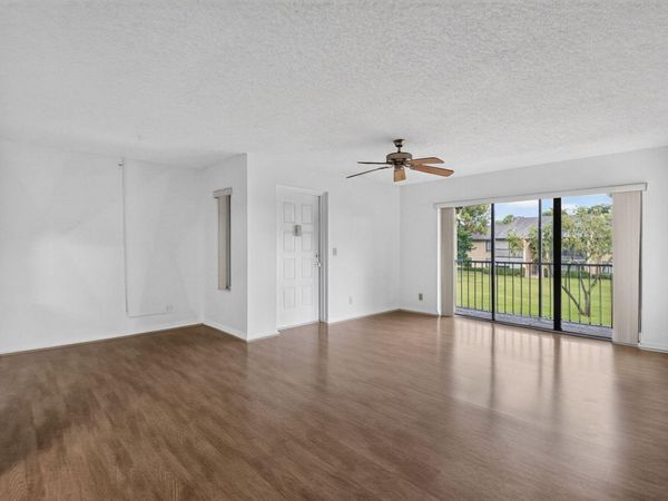 720 SUNNY PINE Way, Unit G2, Greenacres, FL 33415