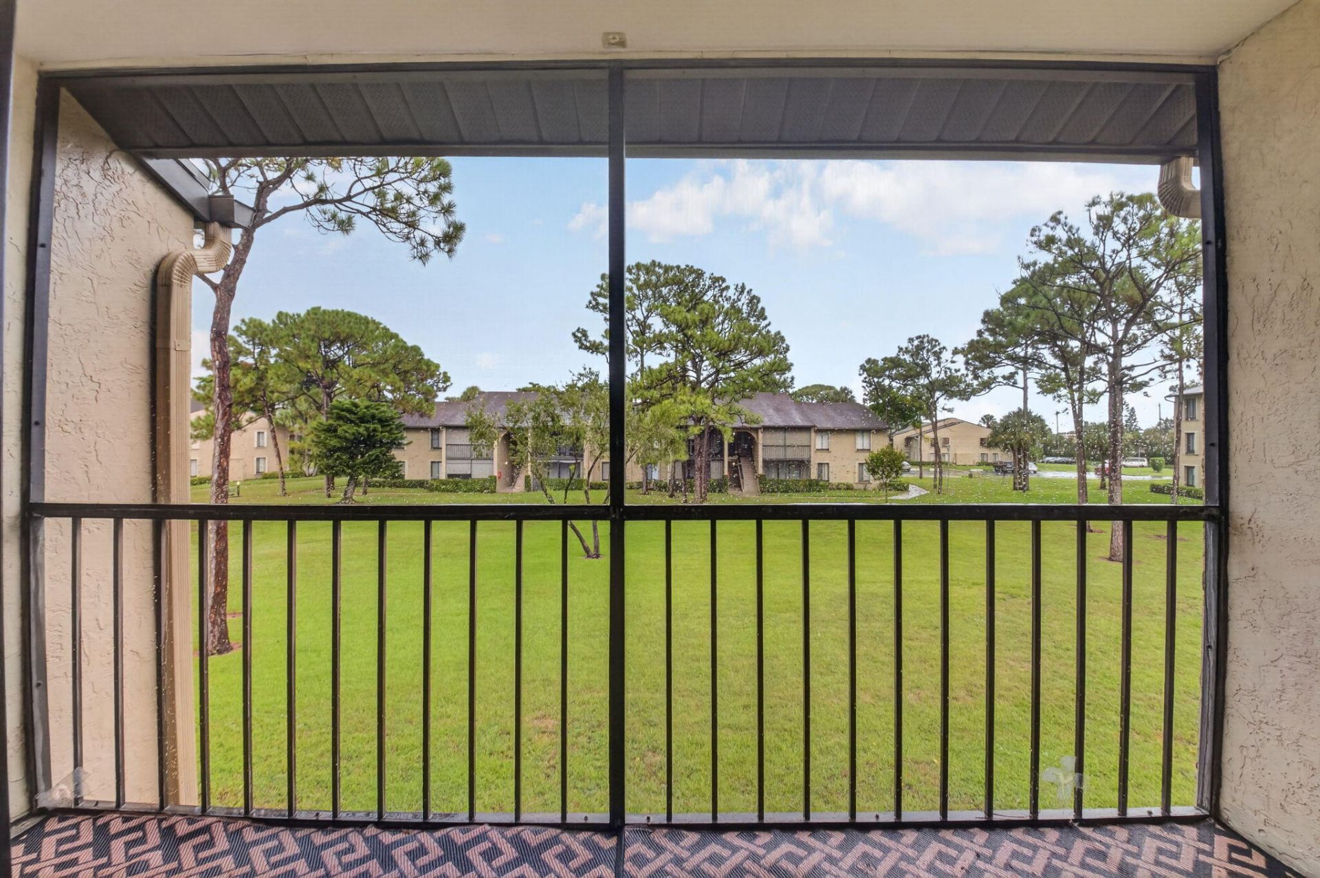 720 Sunny Pine Way, Unit G2, Greenacres, FL 33415 Photo