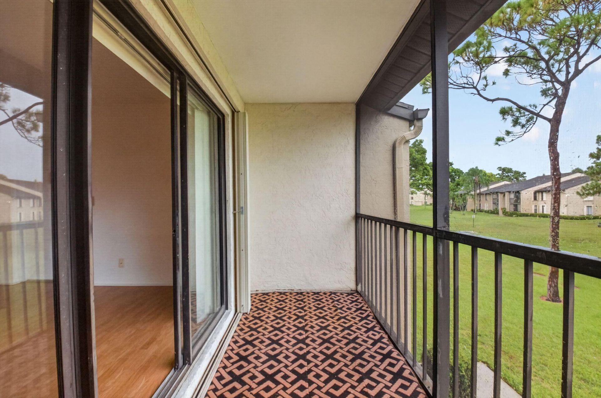 720 Sunny Pine Way, Unit G2, Greenacres, FL 33415 Photo