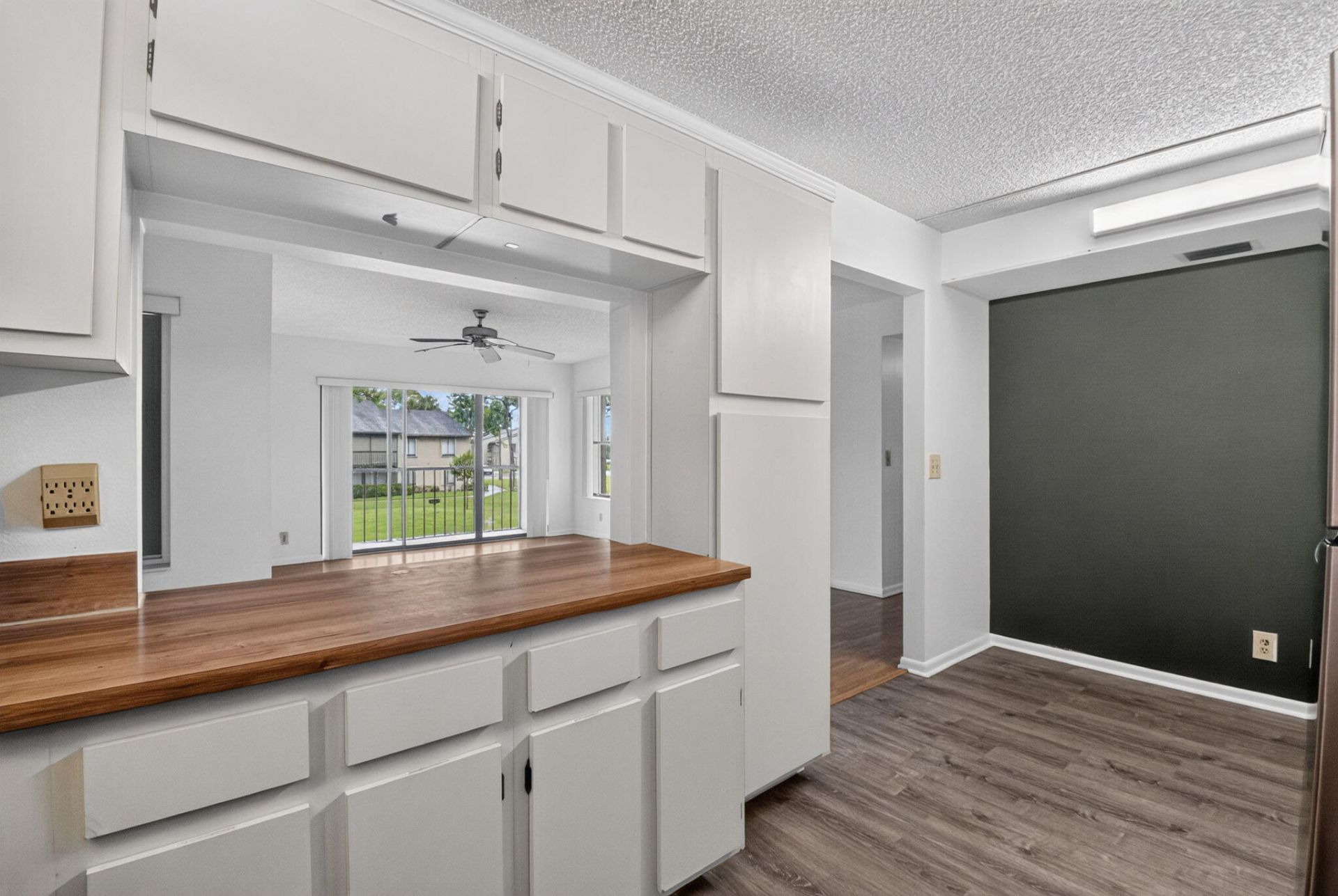 720 Sunny Pine Way, Unit G2, Greenacres, FL 33415 Photo