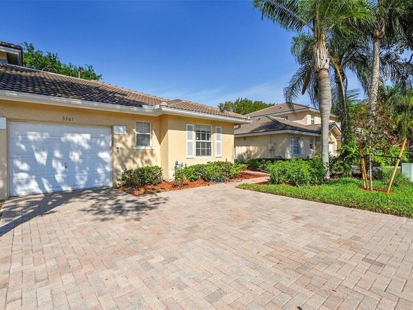 5361 NW 90th Avenue, Sunrise, FL 33351