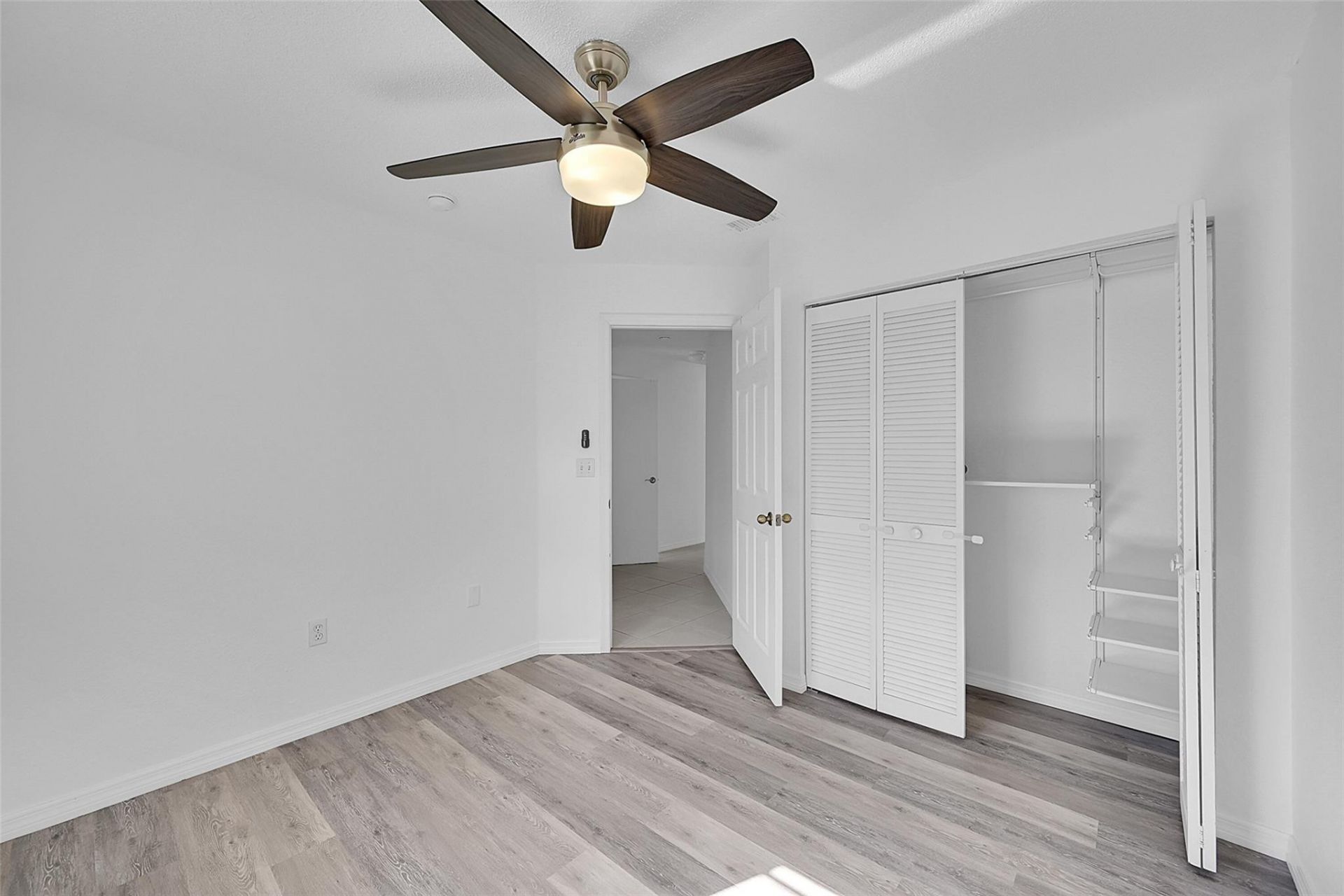 5361 NW 90th Avenue, Sunrise, FL 33351 Photo