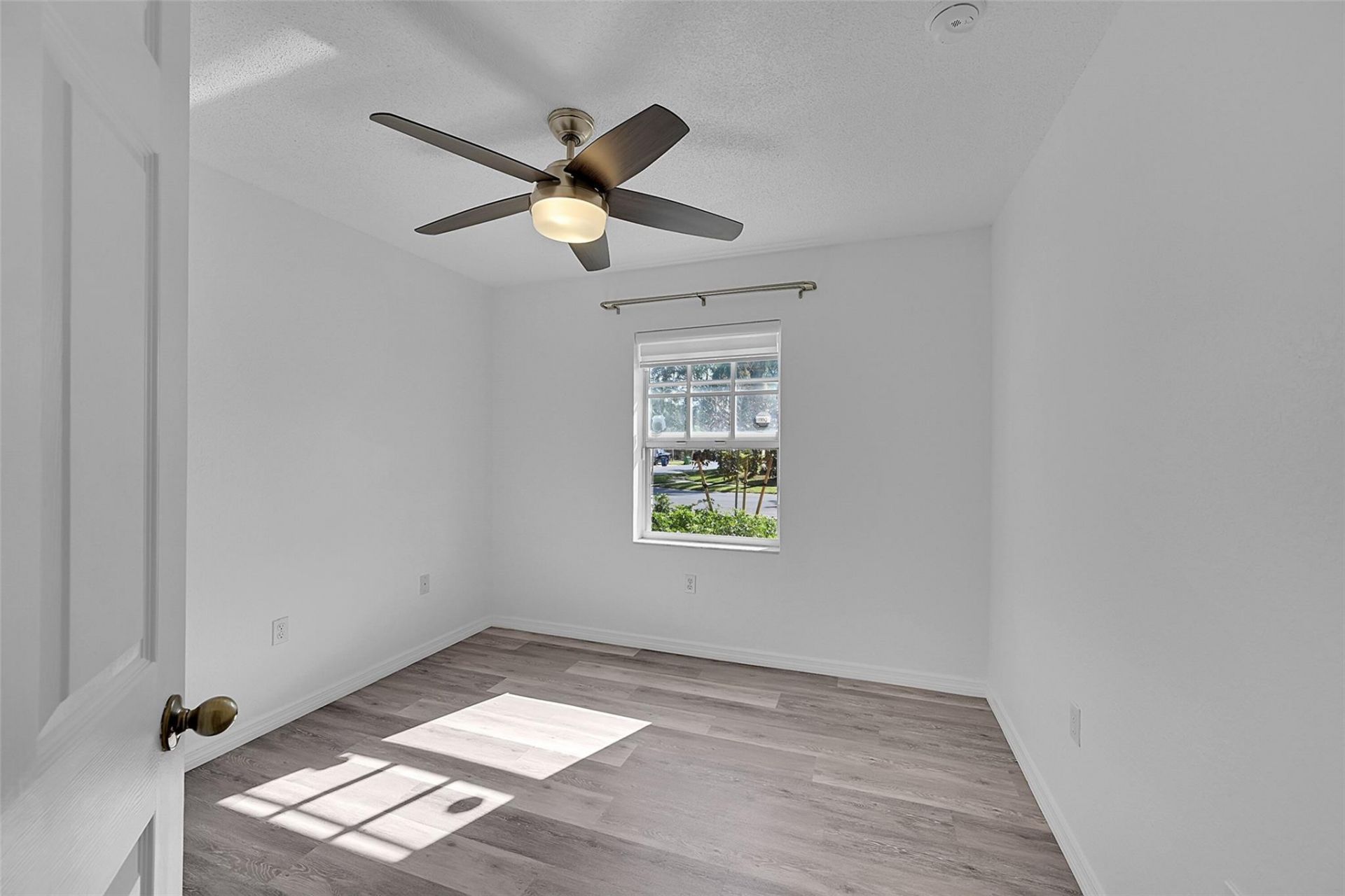 5361 NW 90th Avenue, Sunrise, FL 33351 Photo