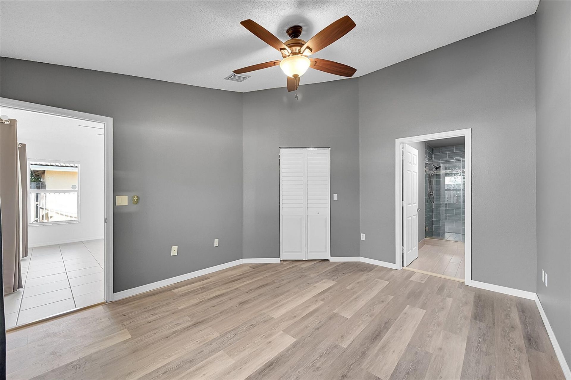 5361 NW 90th Avenue, Sunrise, FL 33351 Photo