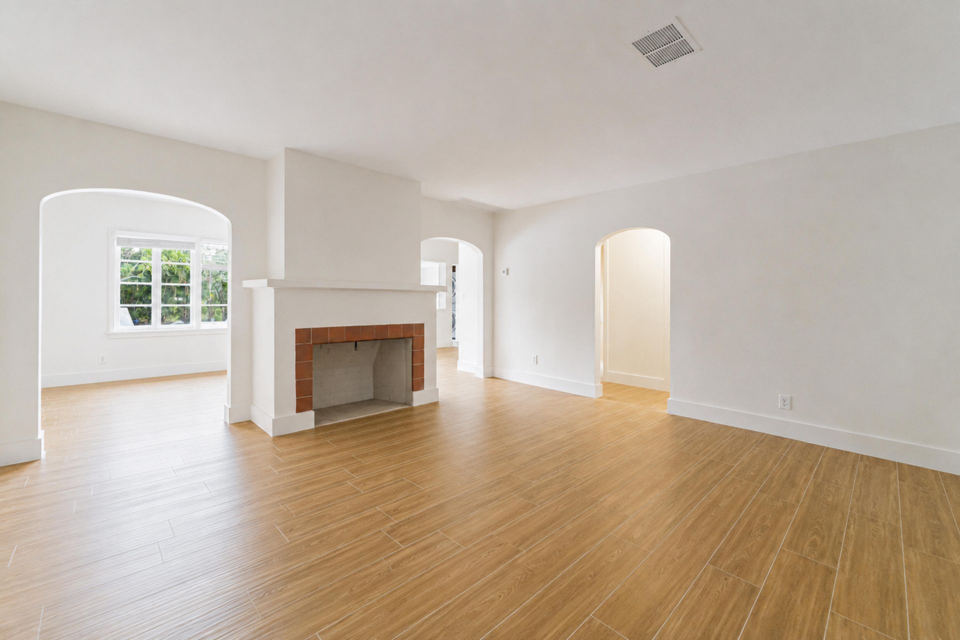 400 E Royal Palm Road, Boca Raton, FL 33432 Photo