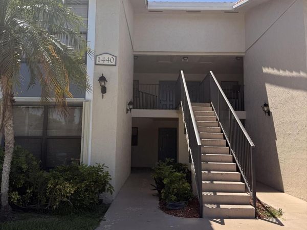 1440 LAKE CRYSTAL Drive, Unit H, West Palm Beach, FL 33411