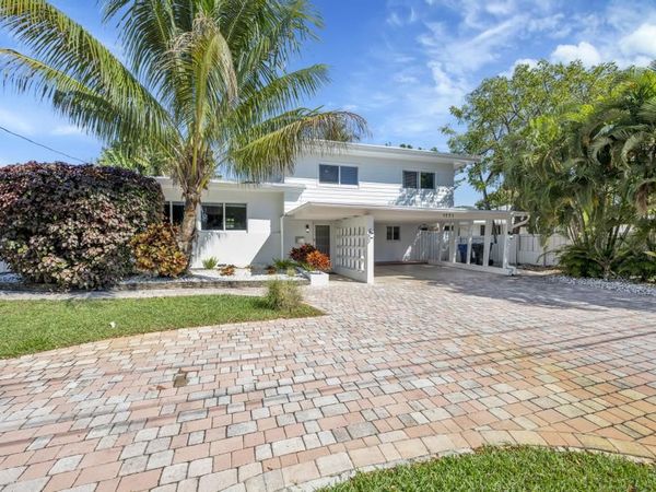 1771 NE 35th Street, Oakland Park, FL 33334