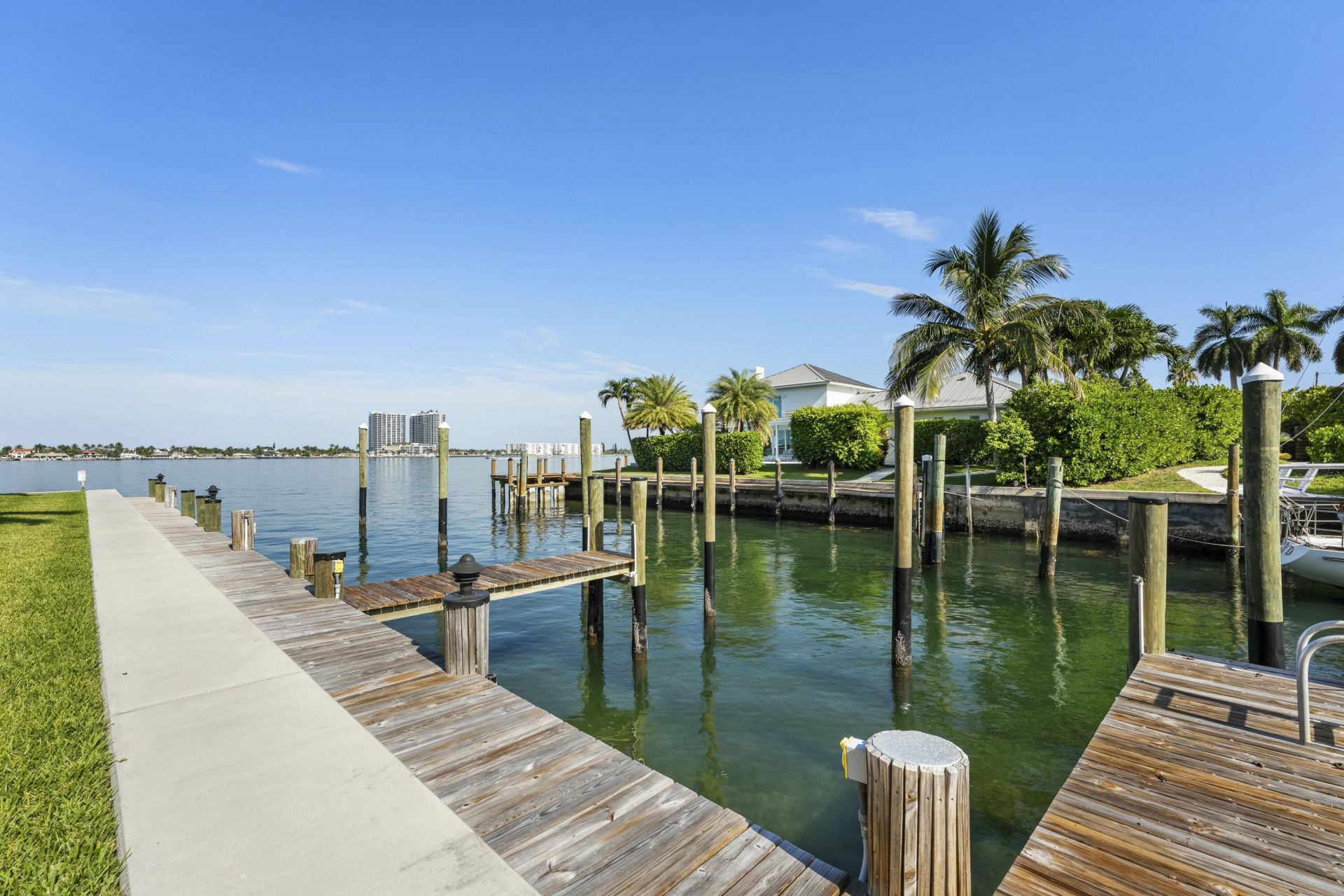 1030 Sugar Sands Boulevard, Unit 167, Singer Island, FL 33404 Photo
