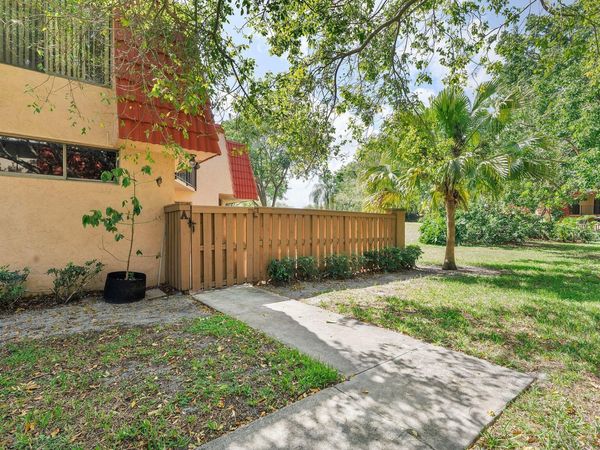 8195 SEVERN Drive, Unit A, Boca Raton, FL 33433