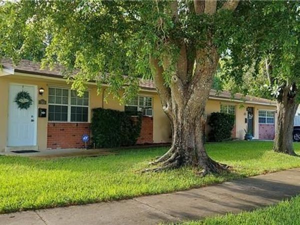 738 SW 5th Avenue, Hallandale Beach, FL 33009