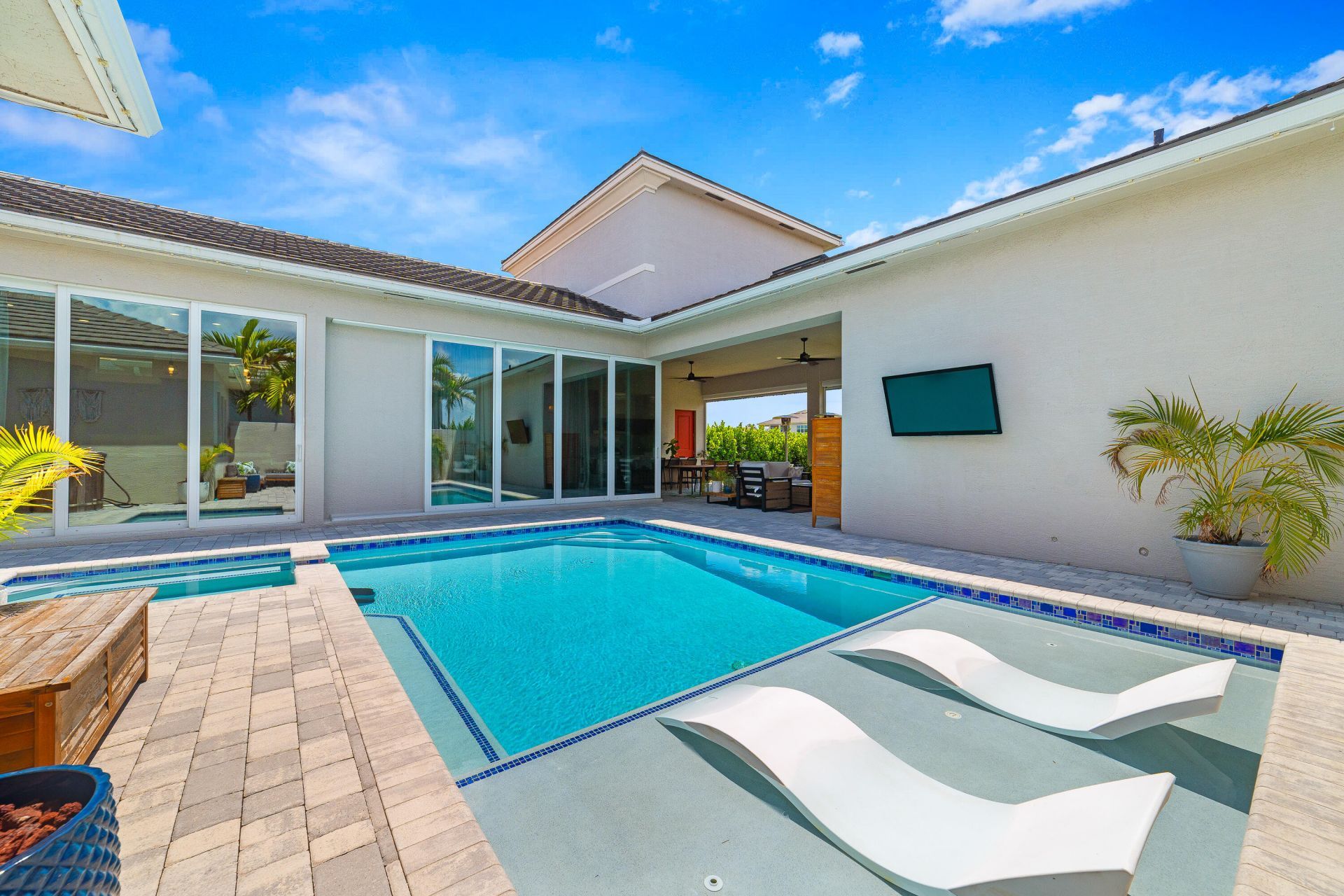 4560 Estates Circle, The Acreage, FL 33470 Photo