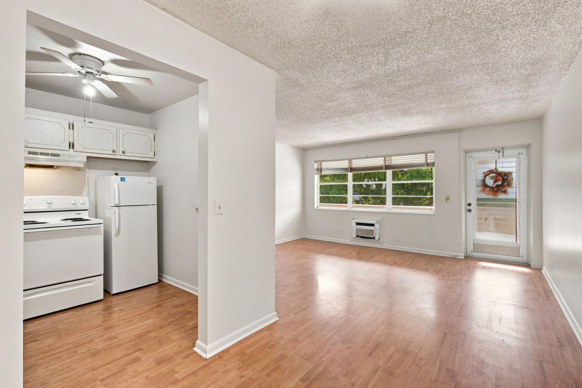 65 Camden C, West Palm Beach, FL 33417 Photo