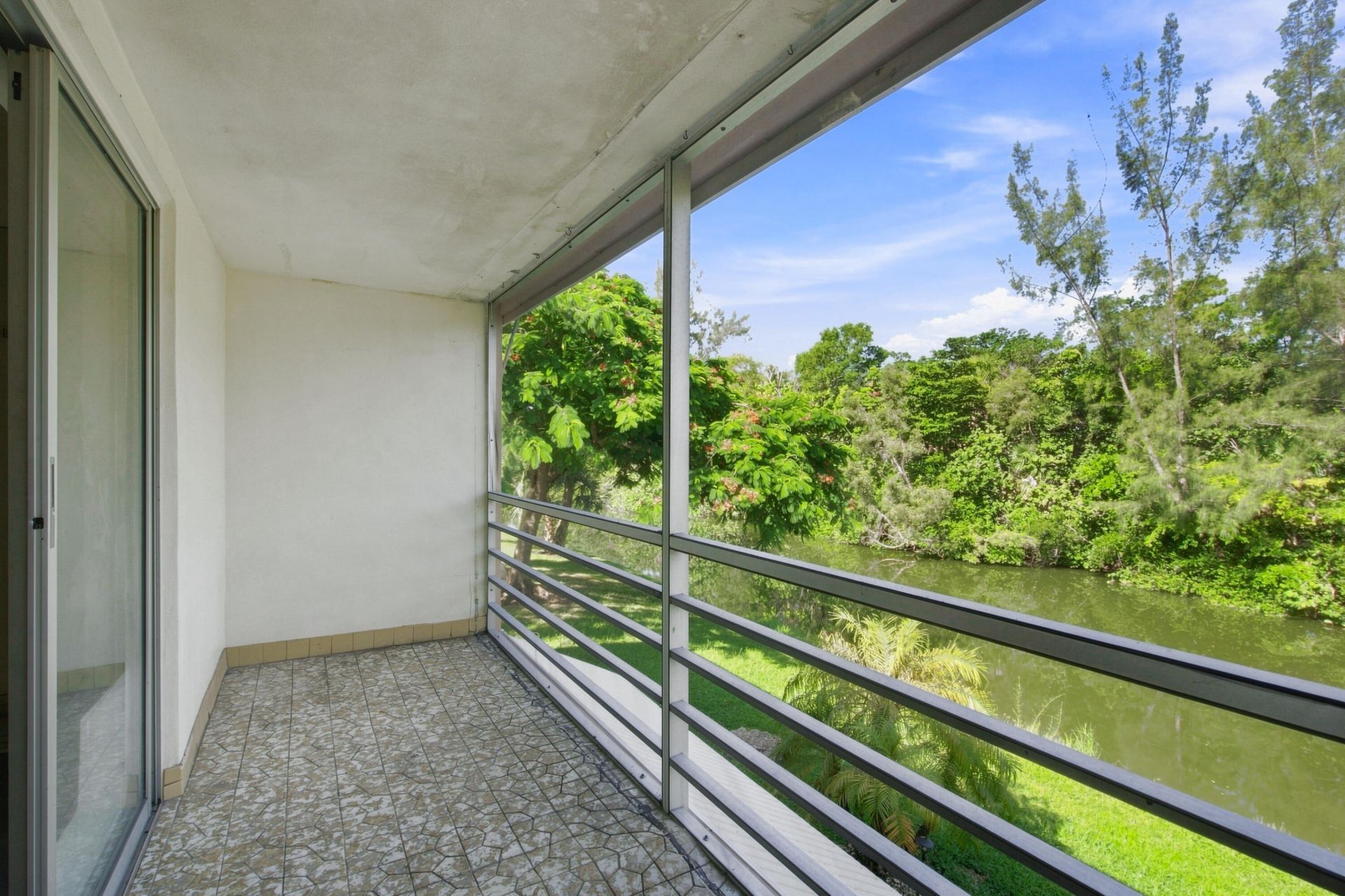 65 Camden C, West Palm Beach, FL 33417 Photo