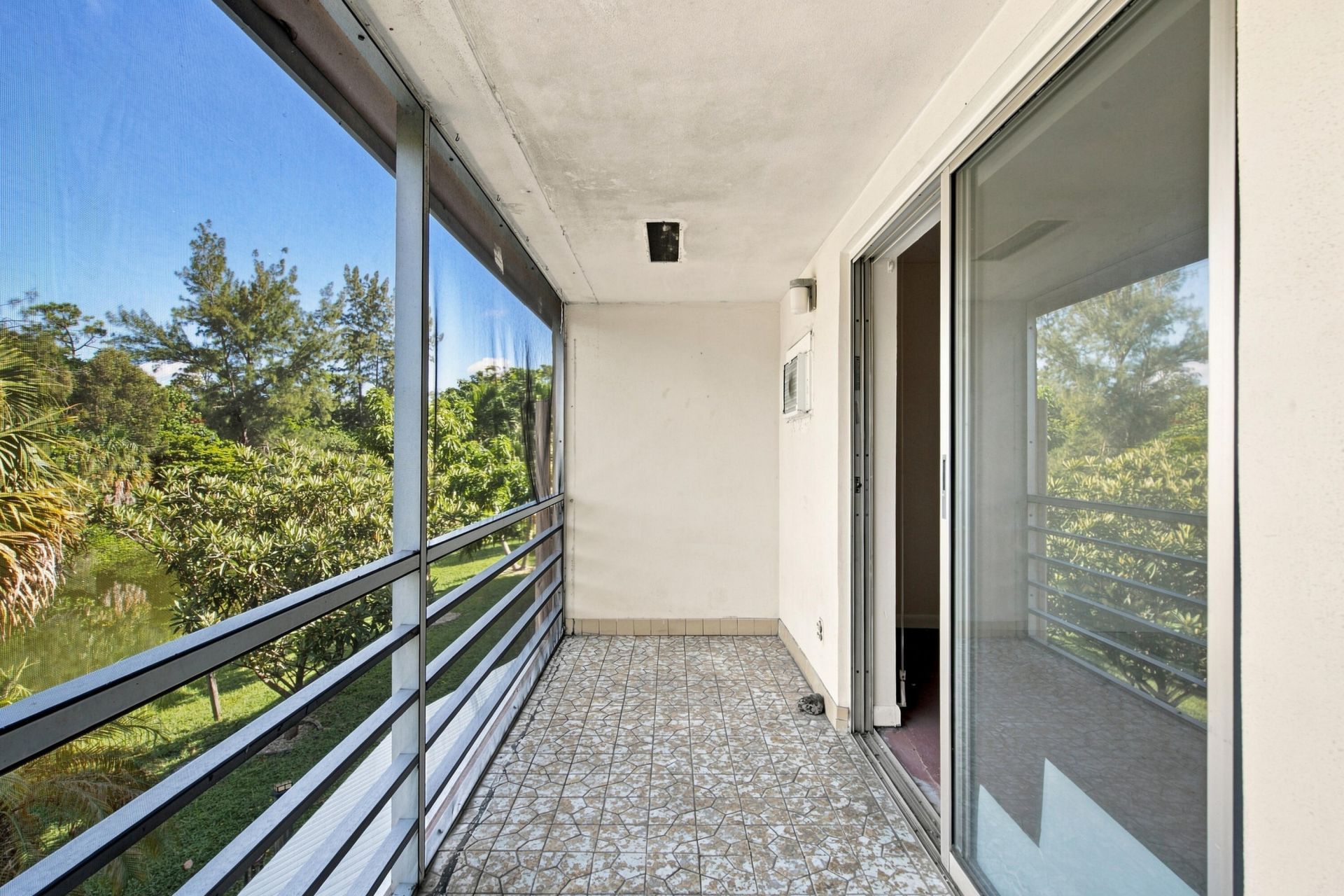 65 Camden C, West Palm Beach, FL 33417 Photo