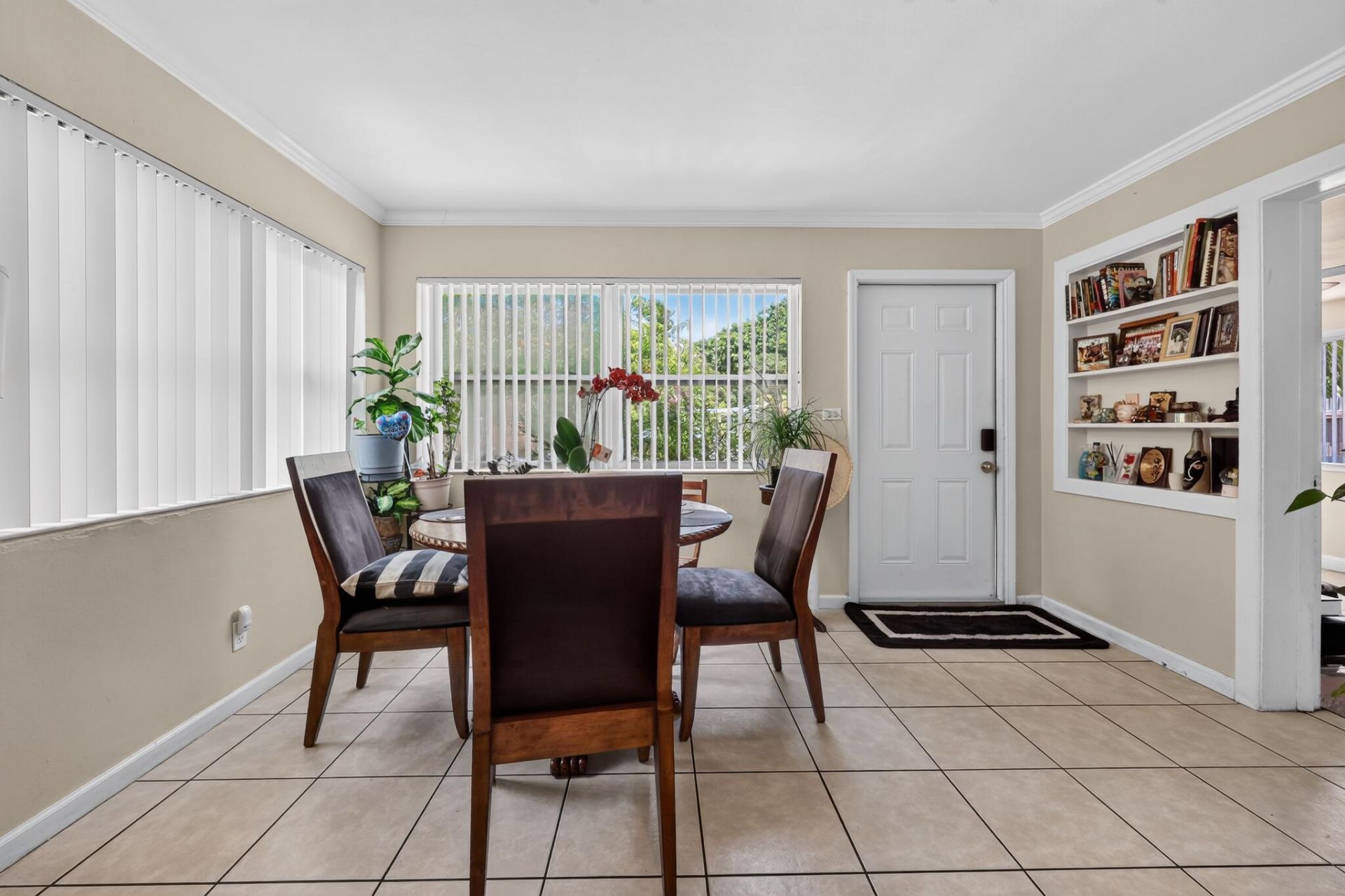 1213 14th Avenue S, Lake Worth Beach, FL 33460 Photo