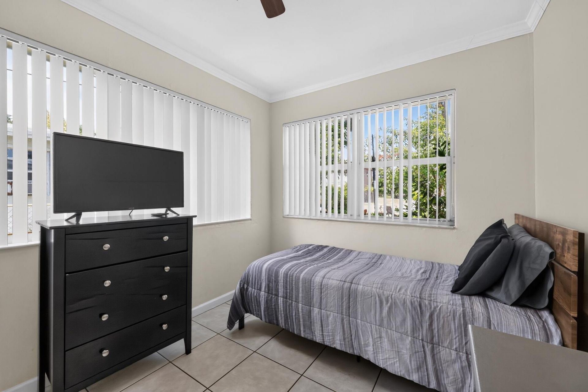 1213 14th Avenue S, Lake Worth Beach, FL 33460 Photo