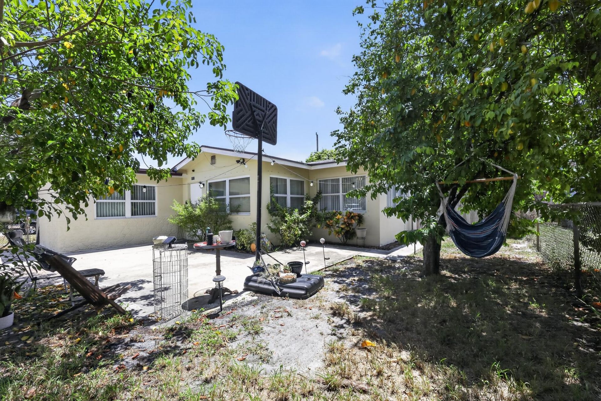 1213 14th Avenue S, Lake Worth Beach, FL 33460 Photo