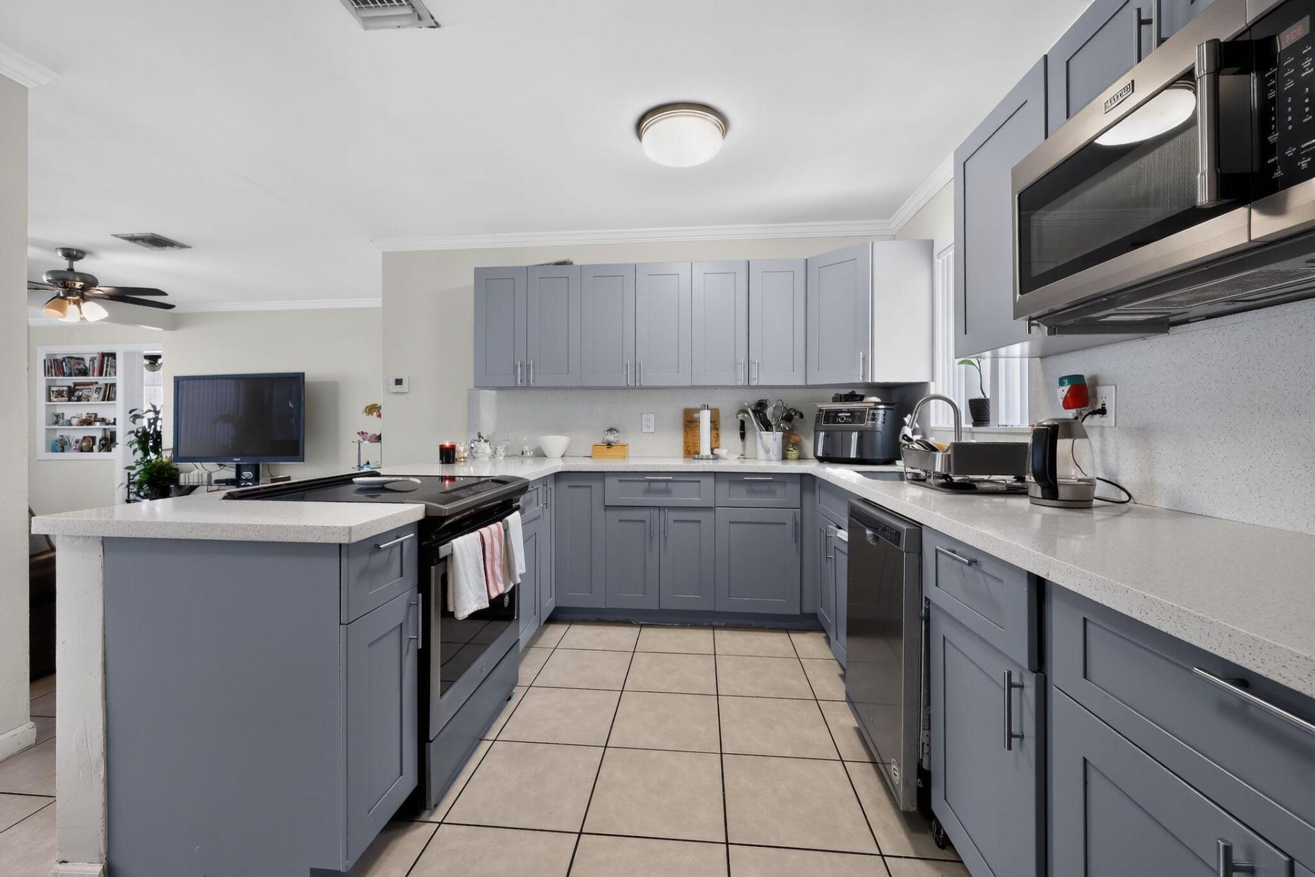 1213 14th Avenue S, Lake Worth Beach, FL 33460 Photo