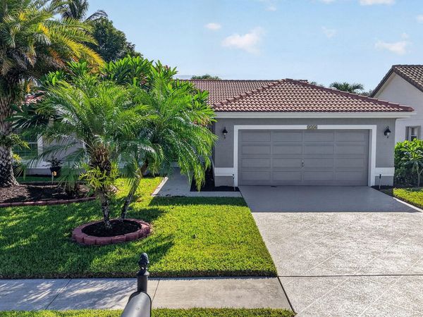 5756 Descartes Circle, Boynton Beach, FL 33472