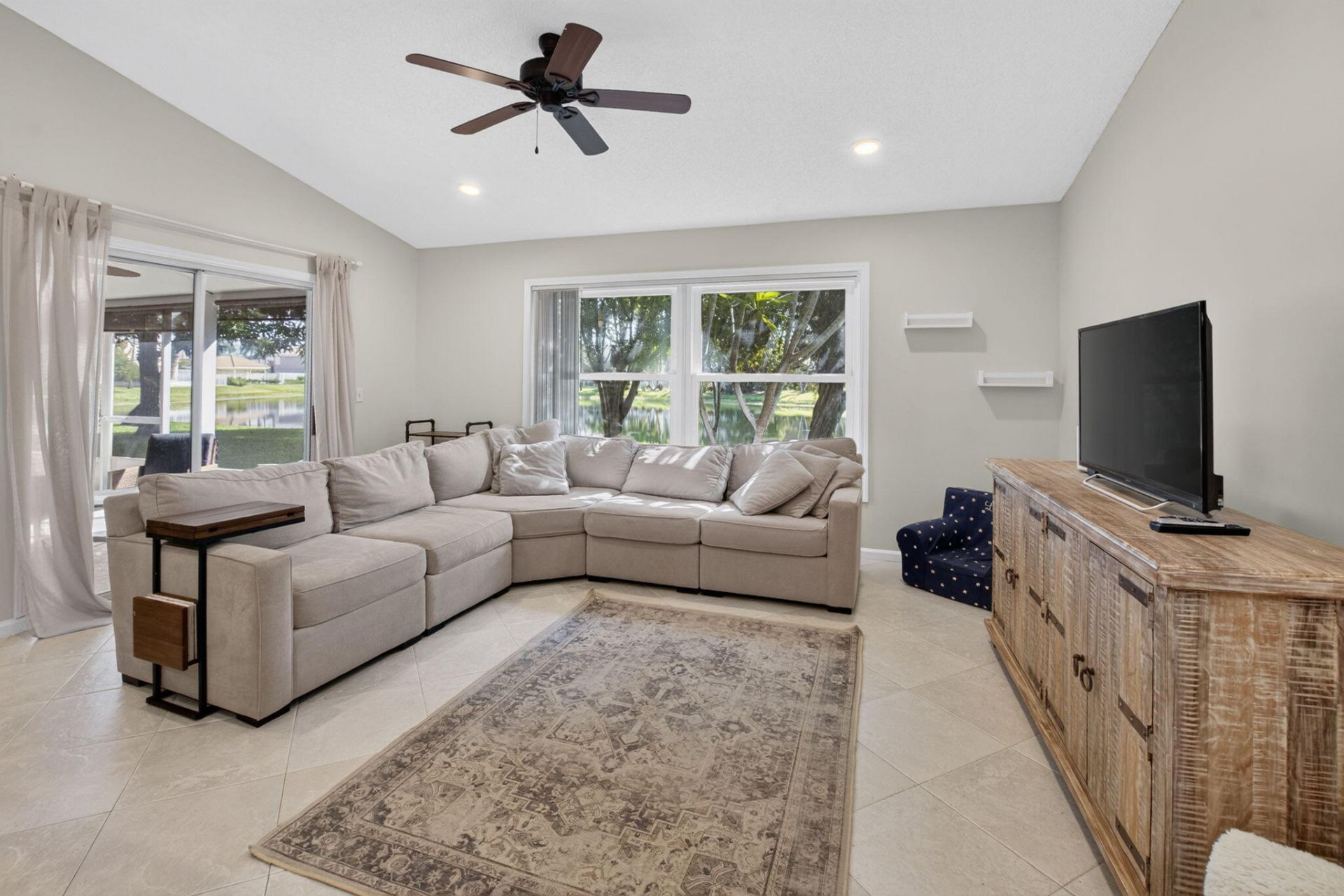 5756 Descartes Circle, Boynton Beach, FL 33472 Photo
