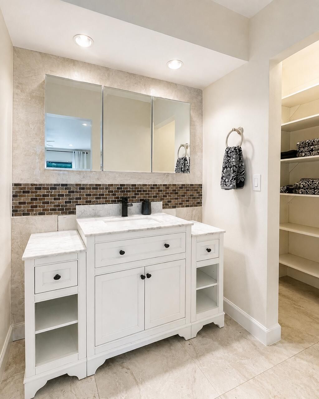 21596 Coronado Avenue, Boca Raton, FL 33433 Photo