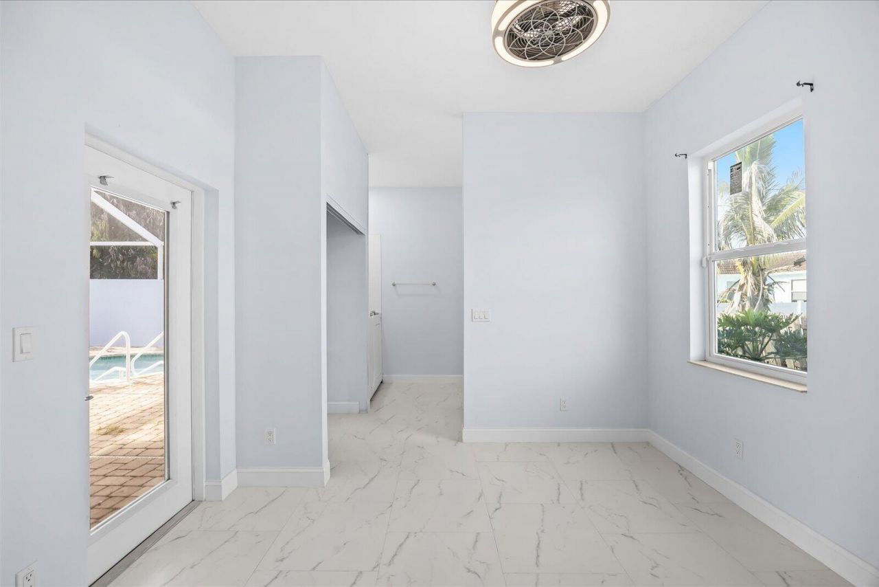 1038 SW Fisherman Avenue, Port Saint Lucie, FL 34953 Photo