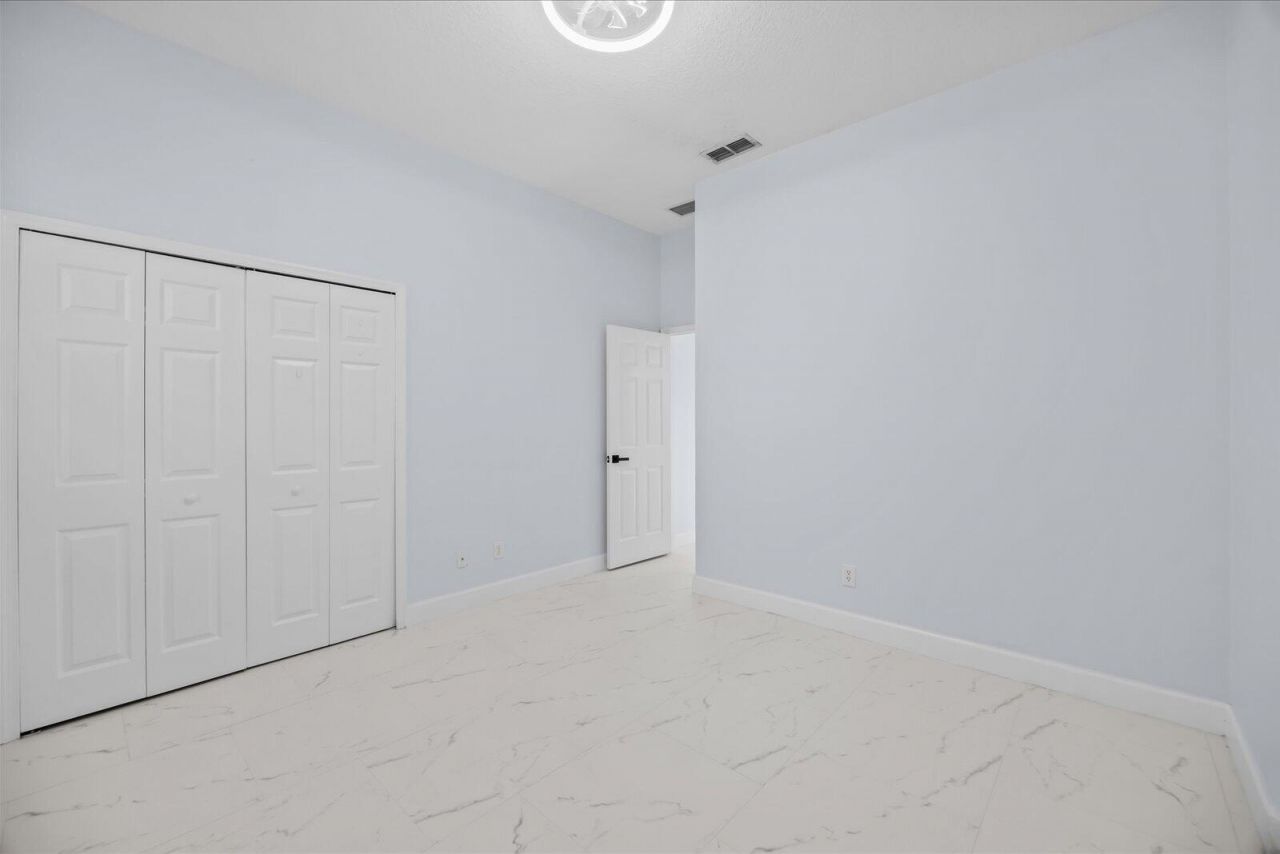 1038 SW Fisherman Avenue, Port Saint Lucie, FL 34953 Photo