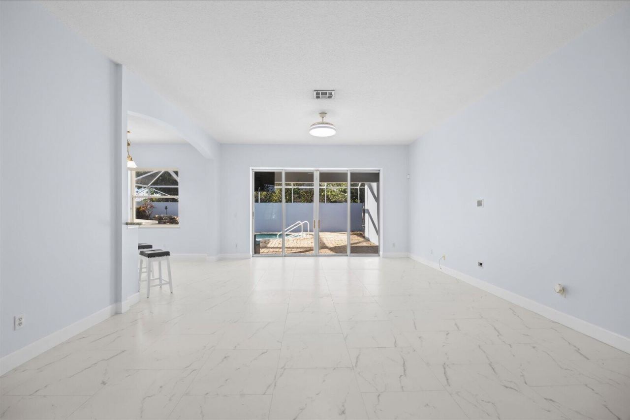 1038 SW Fisherman Avenue, Port Saint Lucie, FL 34953 Photo