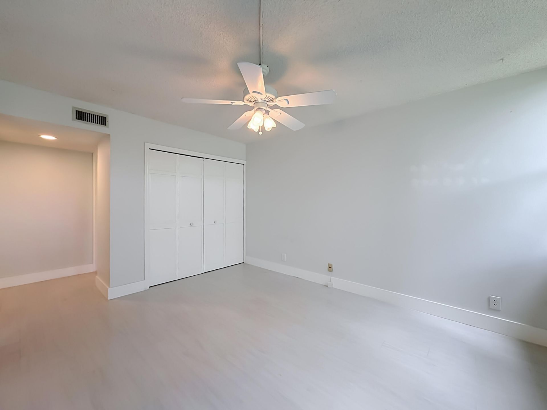 16300 Golf Club Road, Unit 201, Weston, FL 33326 Photo