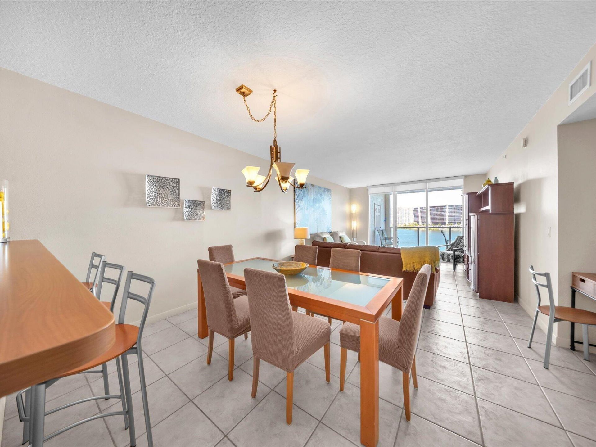 18100 N Bay Road, Unit 707, Sunny Isles Beach, FL 33160 Photo