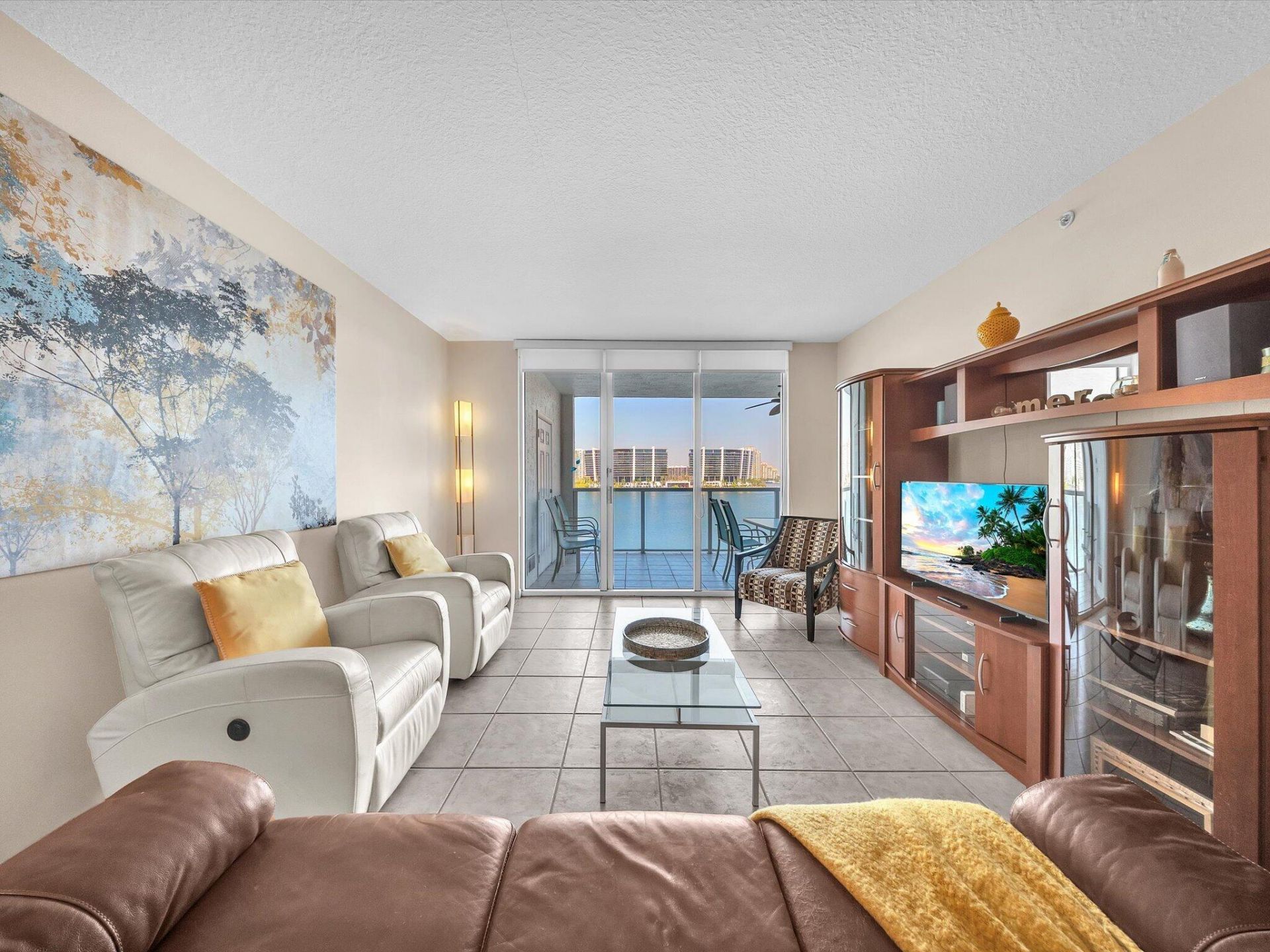 18100 N Bay Road, Unit 707, Sunny Isles Beach, FL 33160 Photo