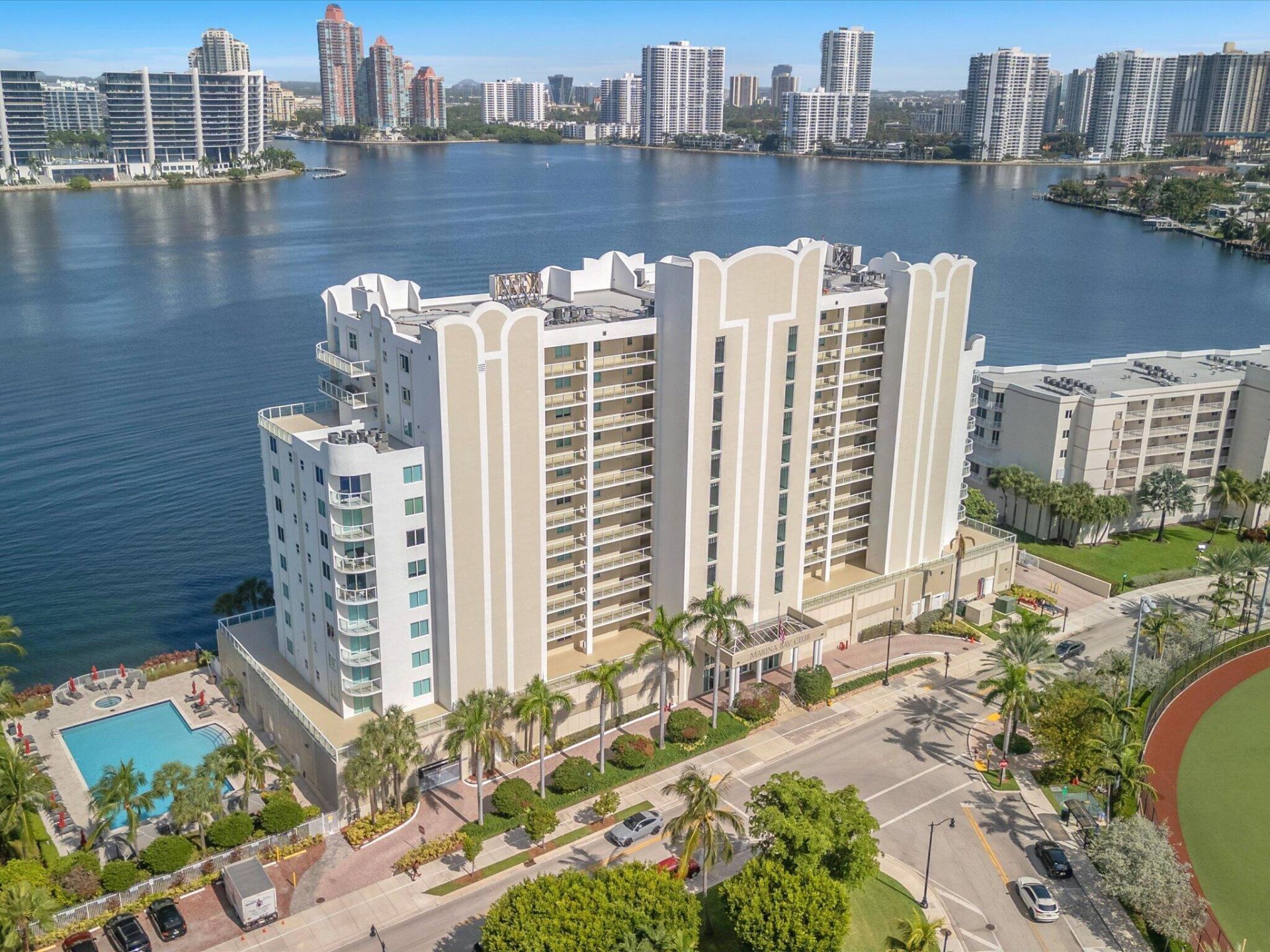 18100 N Bay Road, Unit 707, Sunny Isles Beach, FL 33160 Photo