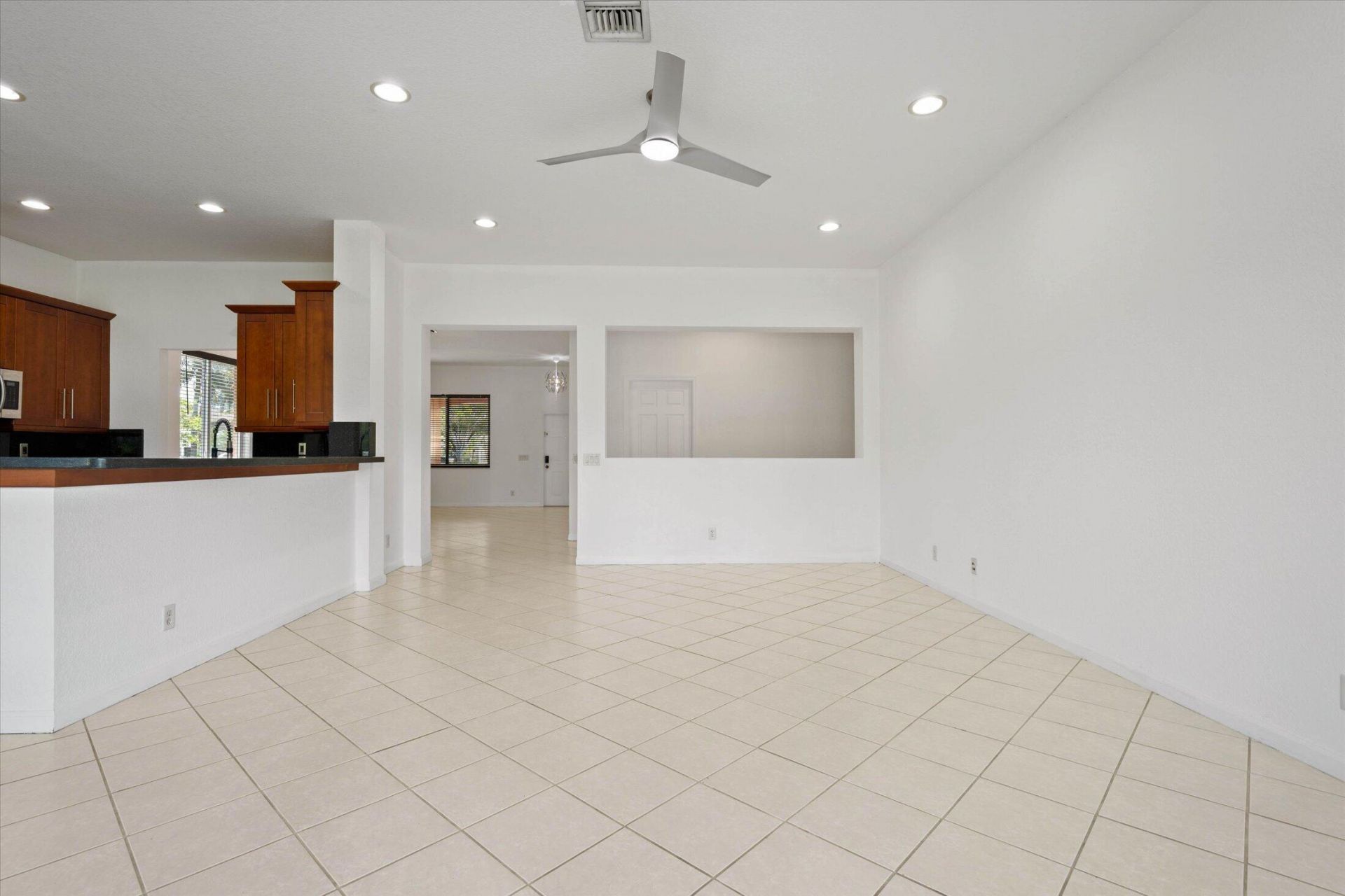 886 Sunflower Circle, Weston, FL 33327 Photo