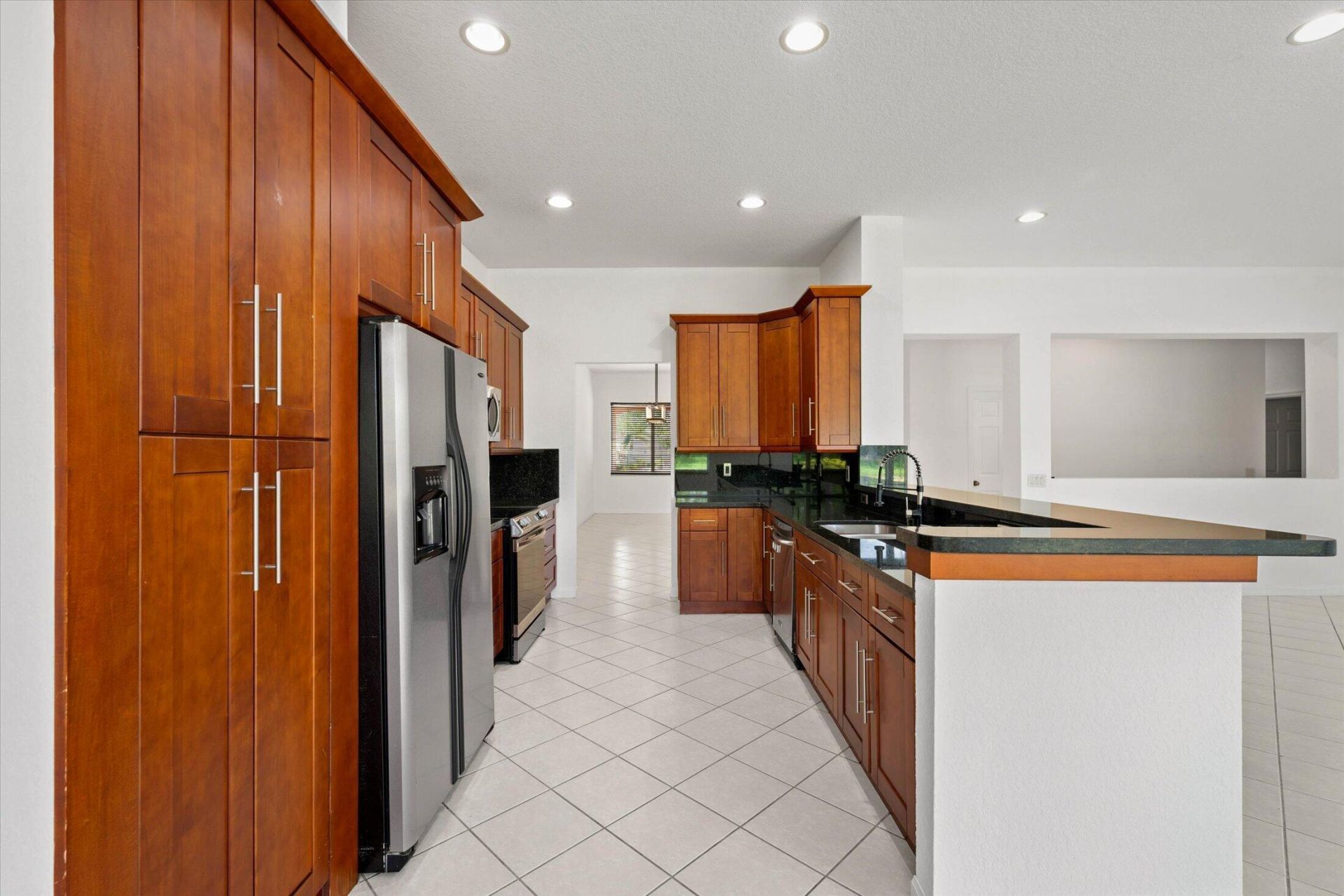 886 Sunflower Circle, Weston, FL 33327 Photo