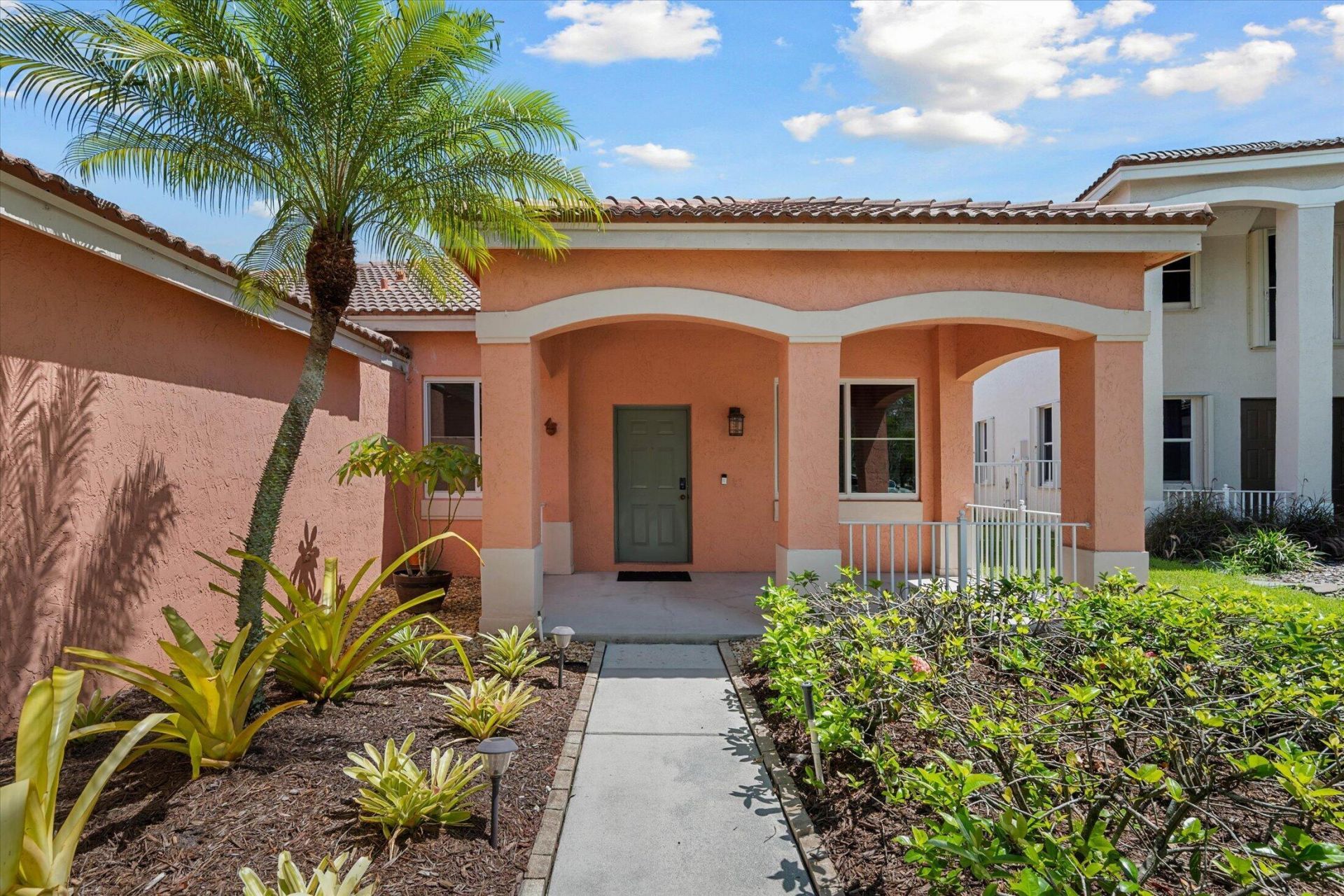 886 Sunflower Circle, Weston, FL 33327 Photo